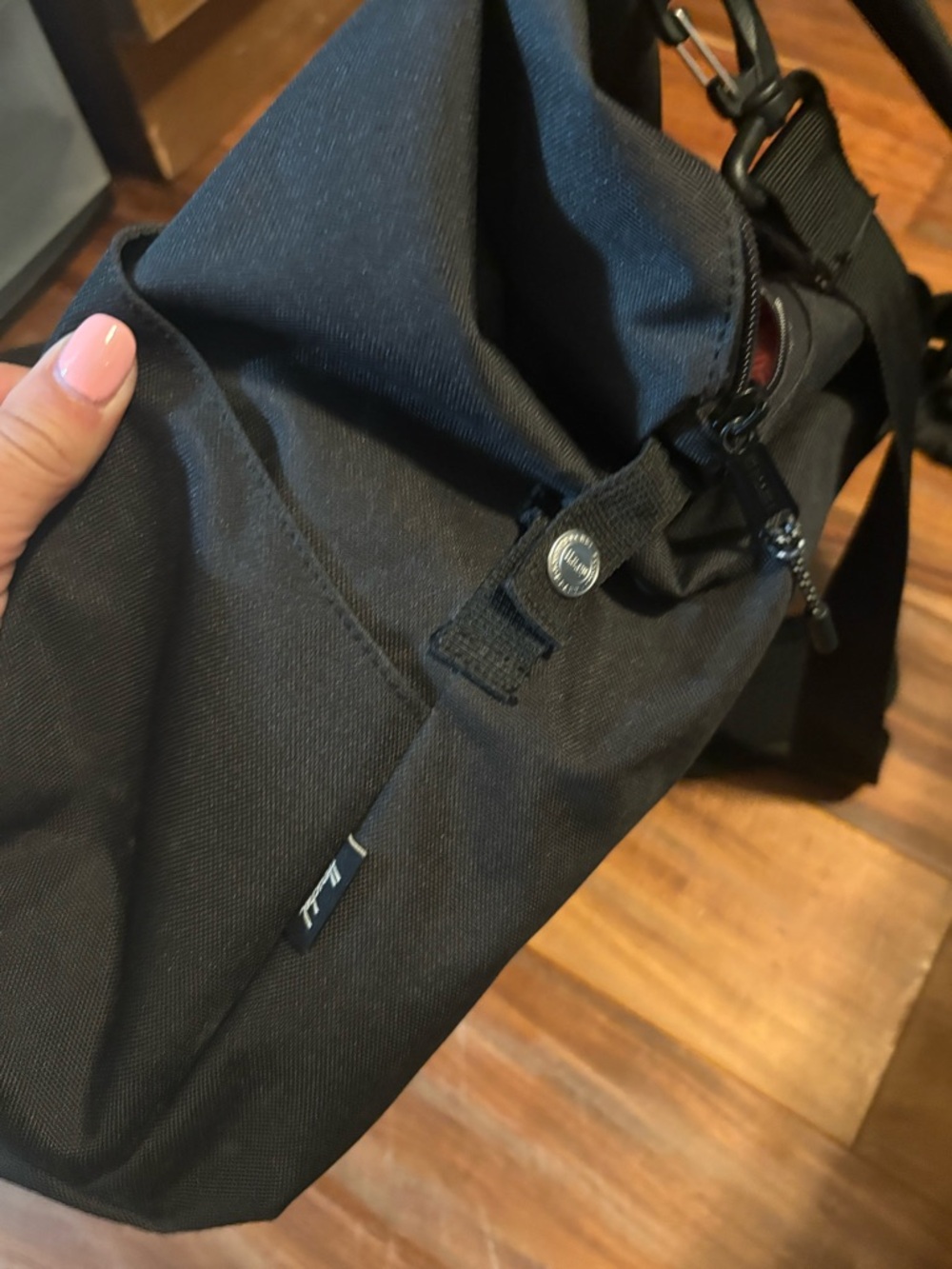 Herschel Strand Sprout Diaper Bag Black Weekender Tote + Changing Pad - Picture 6 of 7